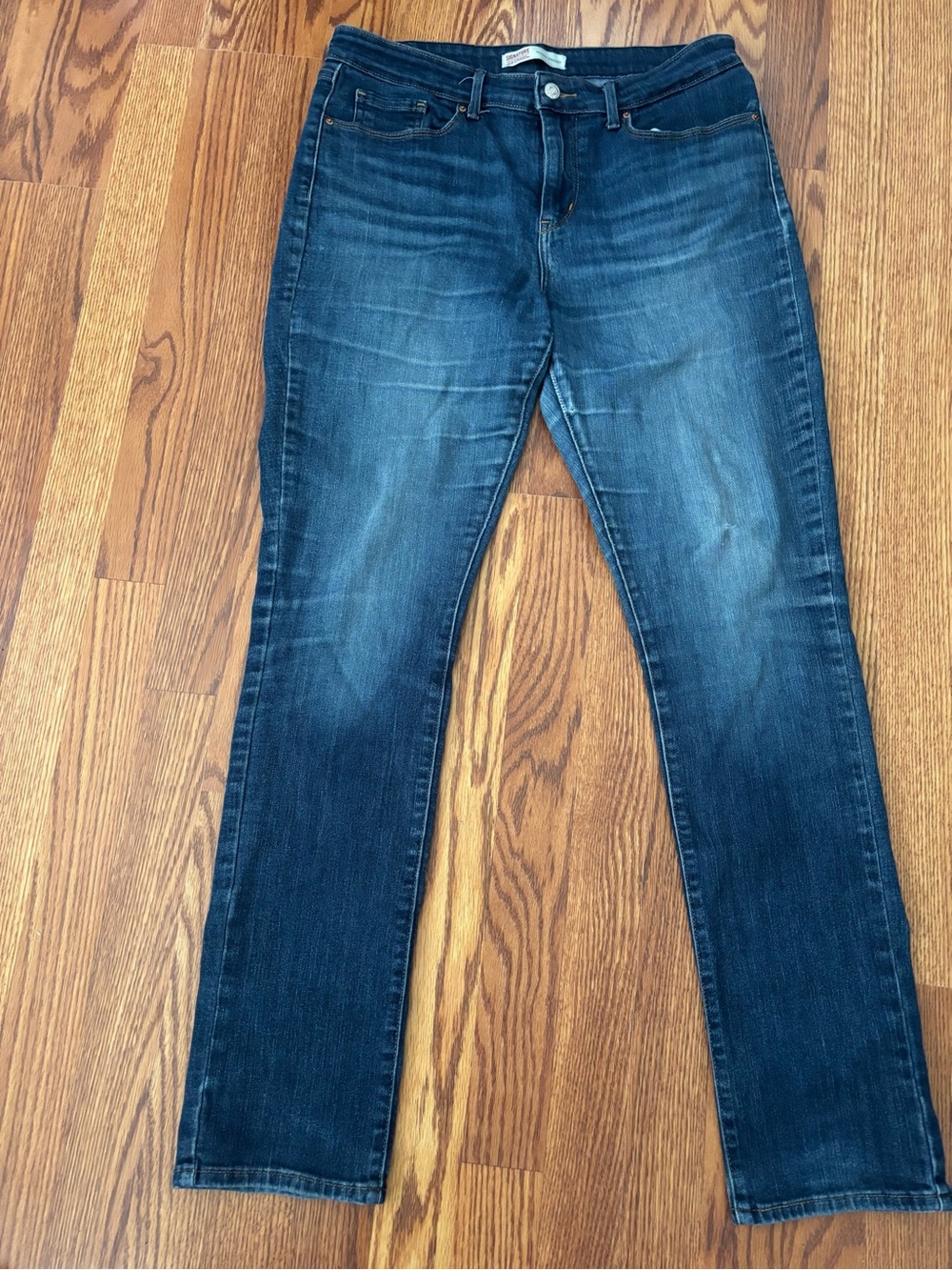 Signature by Levi Strauss & Co. Women's Mid-Rise Straight Jeans 12L 31x34